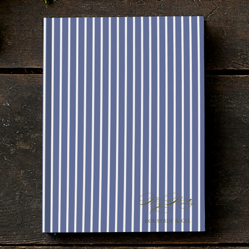 Koustrup & Co. anteckningsbok - randig blå
