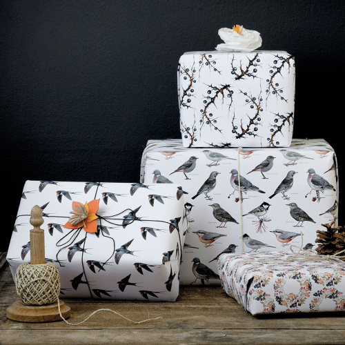 Koustrup & Co. wrapping paper - birds and berries