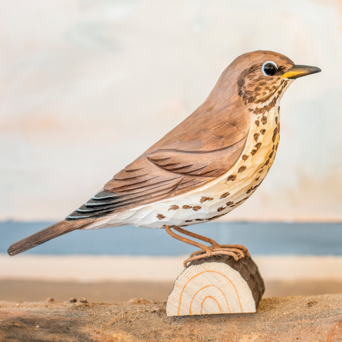 Wildlife Garden wood-carved bird - song thrush