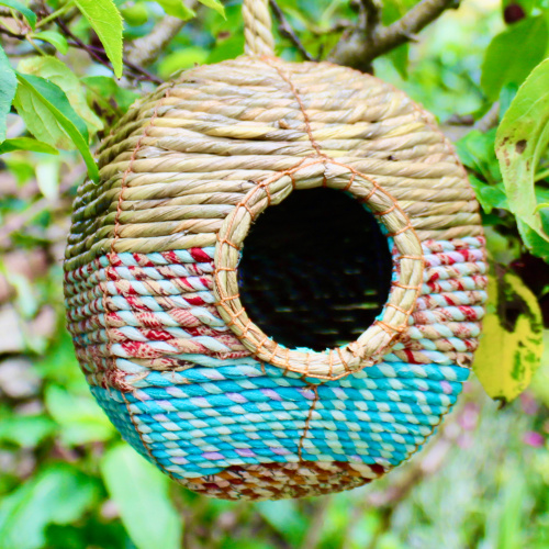 Wildlife World craft nest box - Anita